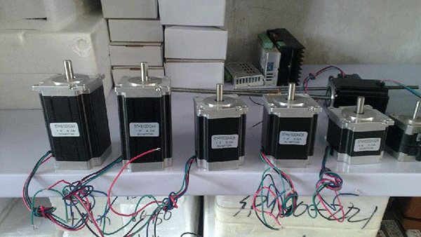 選擇步進(jìn)電機(jī)的基本原則——西安泰富西瑪電機(jī)(西安西瑪電機(jī)集團(tuán)股份有限公司)官方網(wǎng)站 選擇步進(jìn)電機(jī)的基本原則——西安泰富西瑪電機(jī)(西安西瑪電機(jī)集團(tuán)股份有限公司)官方網(wǎng)站